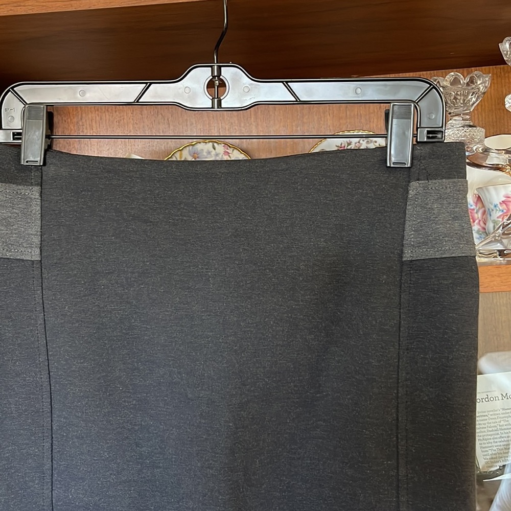 Brunello Cucinelli. - Picture 9 of 10